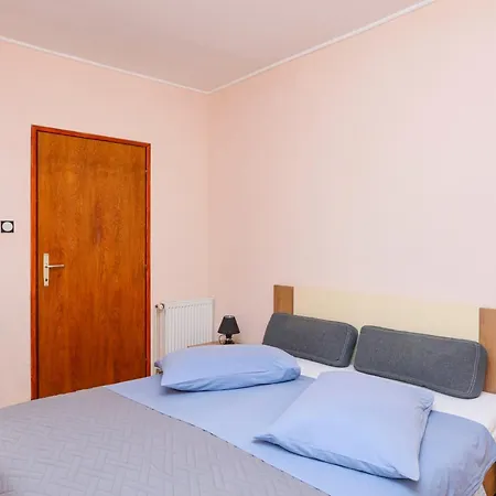Apartment By The Sea Brodarica, Sibenik - 4221