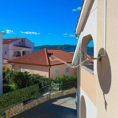 By The Sea Brodarica, Sibenik - 4221 * ברודאריצה